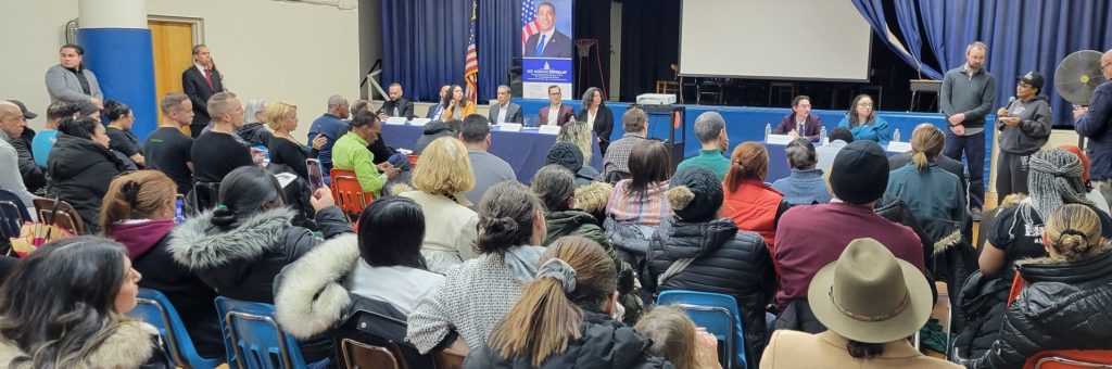 Antes redadas ICE, dominicanos NYC valoran masivos encuentros «Conozca sus Derechos» dirige congresista Espaillat aaaaaaaaaaa Antes redadas ICE dominicanos valoran encuentros comunitarios dirige congresista Espaillat