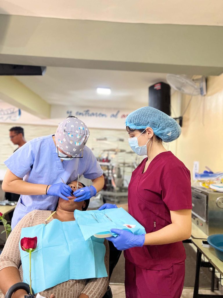 Fundación GBC impacta a más de 500 personas con operativo médico gratuito en Los Jardines, DN Fundacion GBC impacta a mas de 500 personas con operativo medico gratuito en Los Jardines DN