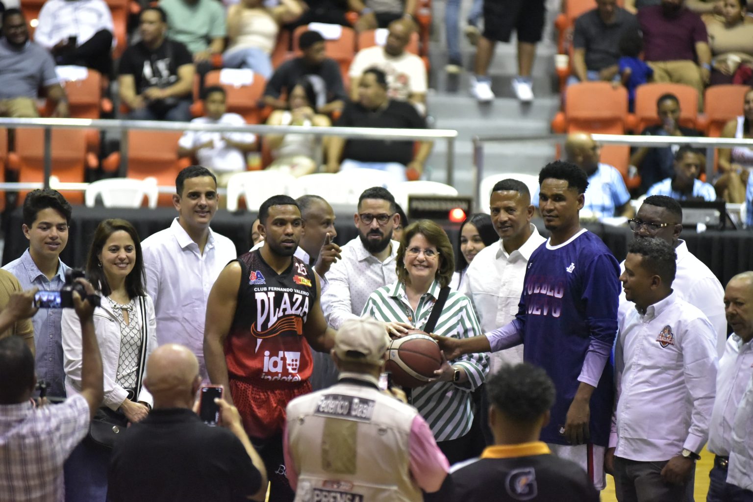 Inauguracion de la Version 45 del Baloncesto Superior de Santiago