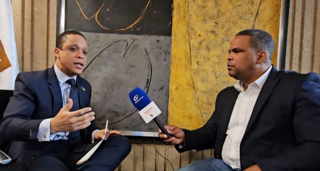 Banco Central refuerza lucha contra estafas digitales en la Semana Económica y Financiera 2025 Jonatan Abreu director de Relaciones Publicas y Comunicaciones del Banco Central en una entrevista concedida a Moises Gonzalez