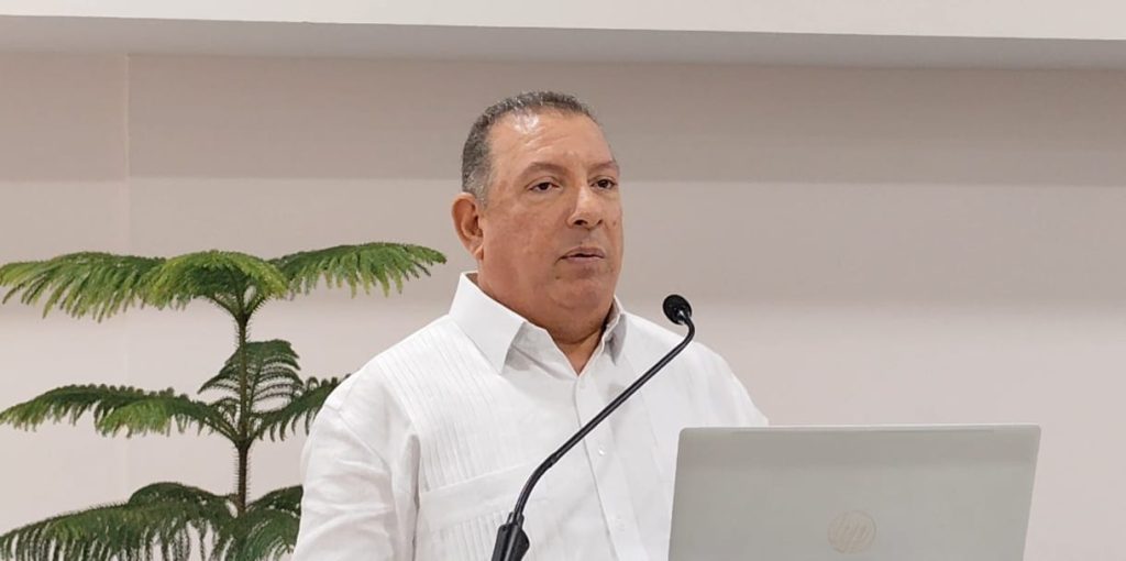 Santiago Portes presidente de coopnama