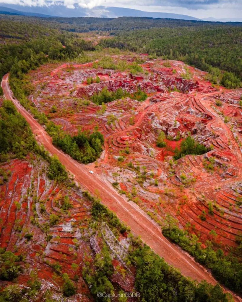 tierras raras de Pedernales