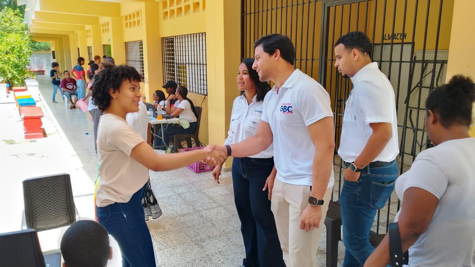 Fundacion GBC Farmacias beneficia a 900 personas con jornadas de salud gratuitas en Bahoruco