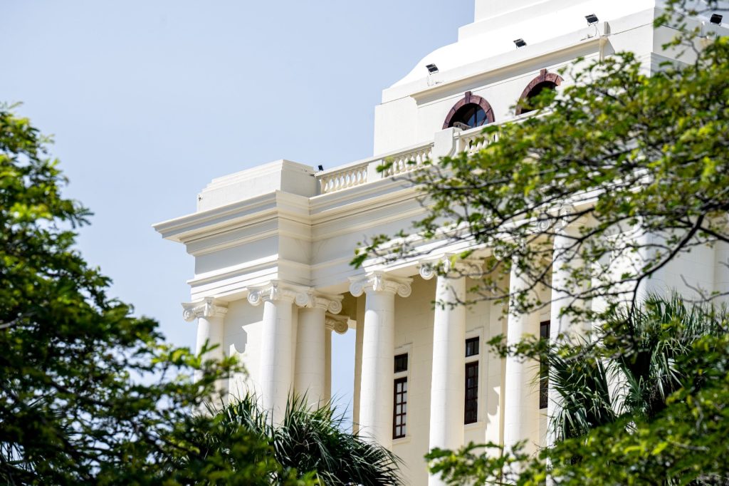 Monumento a los Heroes de la Restauracion celebra
