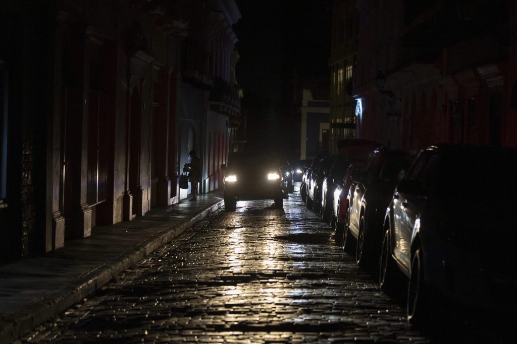 Puerto Rico a oscuras en Semana Santa por nuevo apagon masivo1