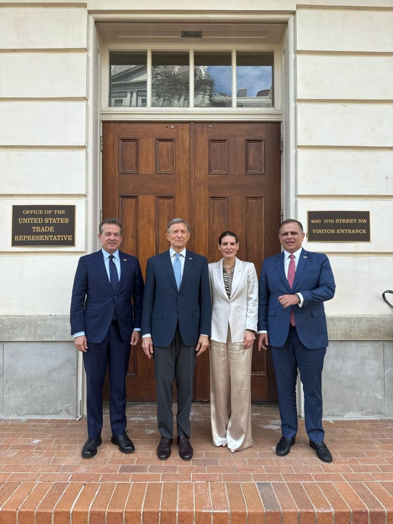 Reunion positiva entre RD y EE. UU