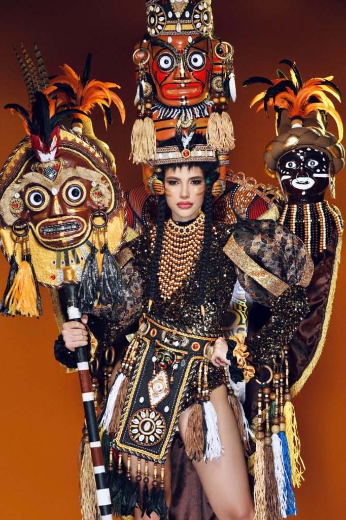 Miss Mundo Dominicana lucirá un traje inspirado en los Taimascaros de Puerto Plata en la 72ª edición de Miss Mundo Traje tipico Miss Mundo Dominicana 2025