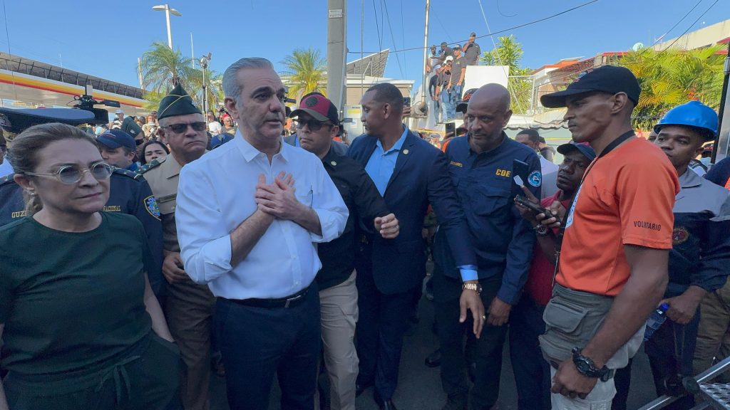 abinader y carolina mejia eljacaguero