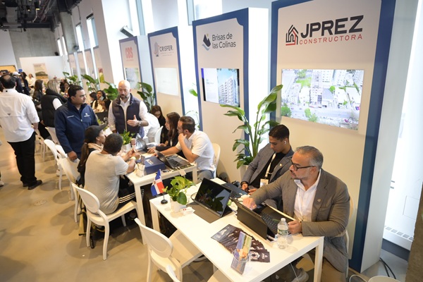 4 feria inombiliaria Banreserva NY 2025