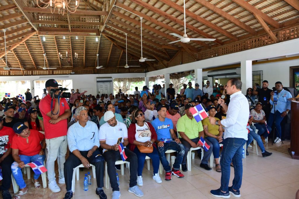 Abel Martínez en Montecristi: “Es tiempo de humildad, unidad y compromiso con la gente” ABEL MARTINEZ EN MONTECRISTE 014