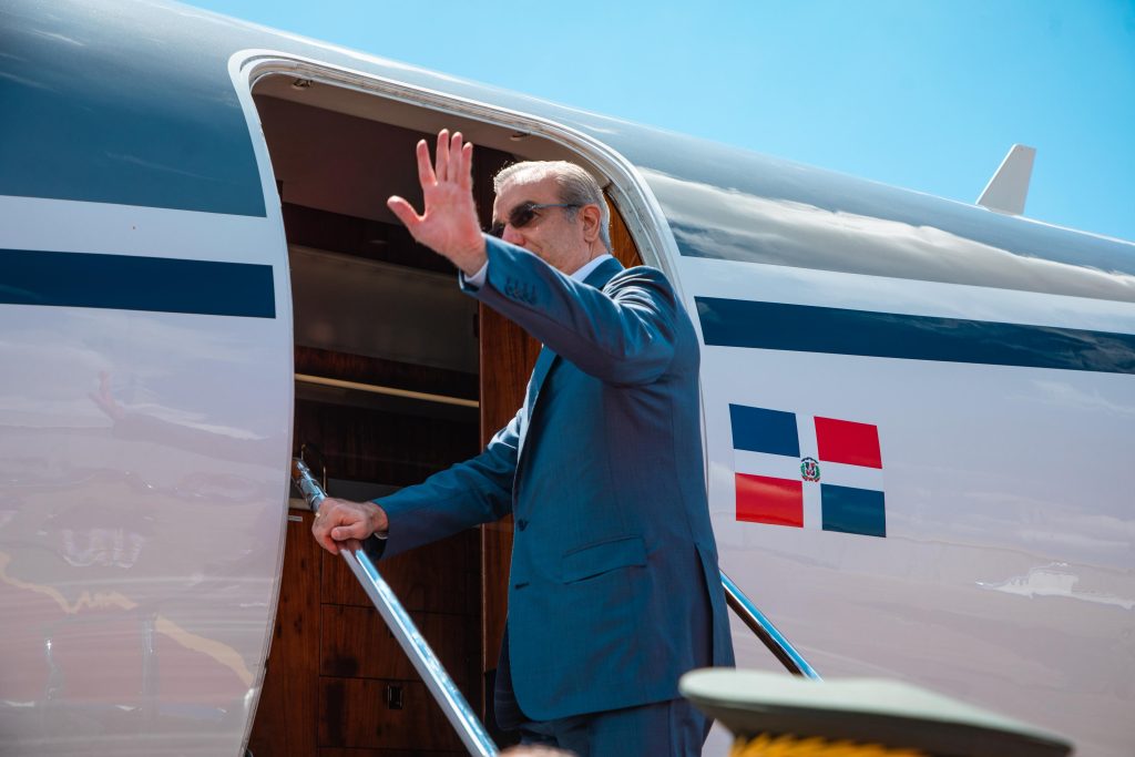 Abinader viaja a Washington para reunirse con Marco Rubio y recibir Premio Internacional al Liderazgo