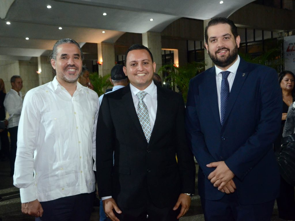Auto Feria Anadive 2025 arranca en Santiago5