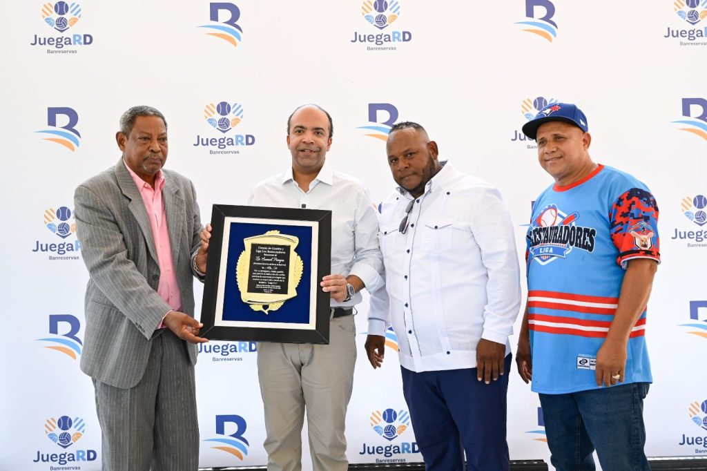 Banreservas impulsa el deporte con el programa juega RD1