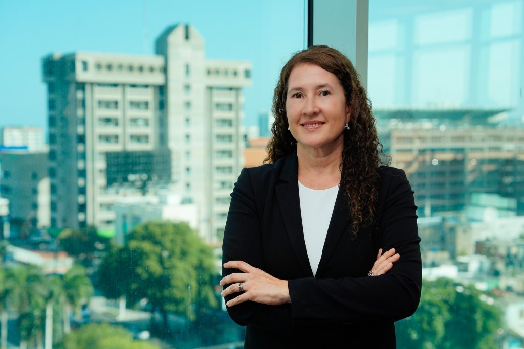 La banca múltiple es aliada clave para los proyectos de inclusión y sostenibilidad que ejecuta el IFC en el país Frida Ruiz representante del IFC en Republica Dominicana