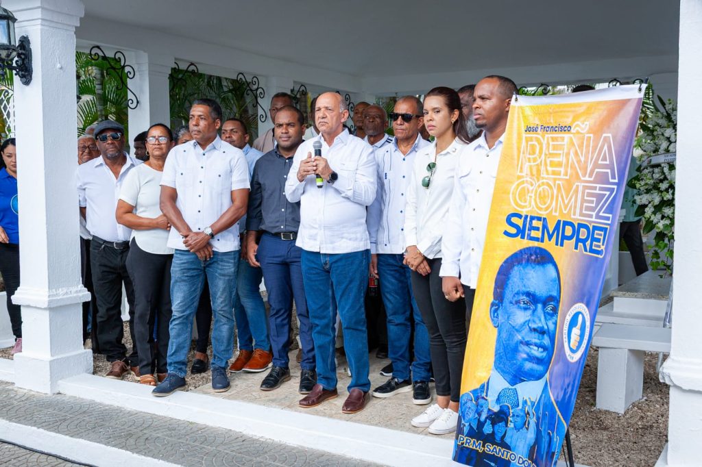 Isidro Torres pondera liderazgo de Jose Francisco Pena Gomez