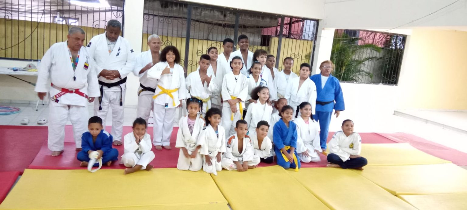 Judo de Santiago realiza jornada