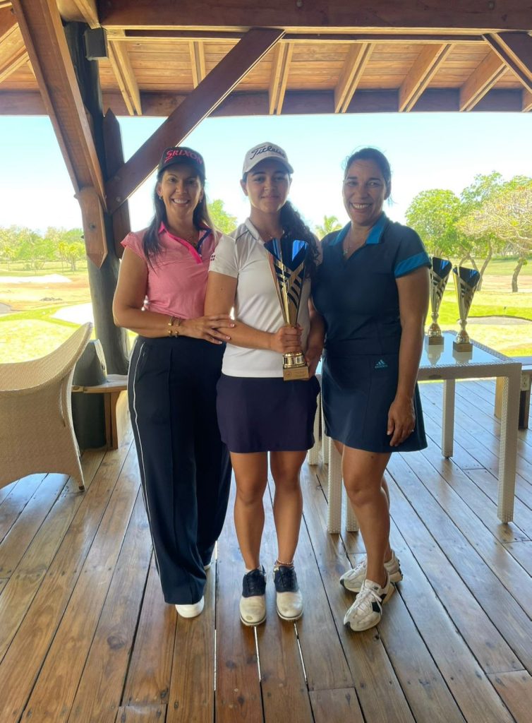 Maria Fernanda Fernandez premiada U18