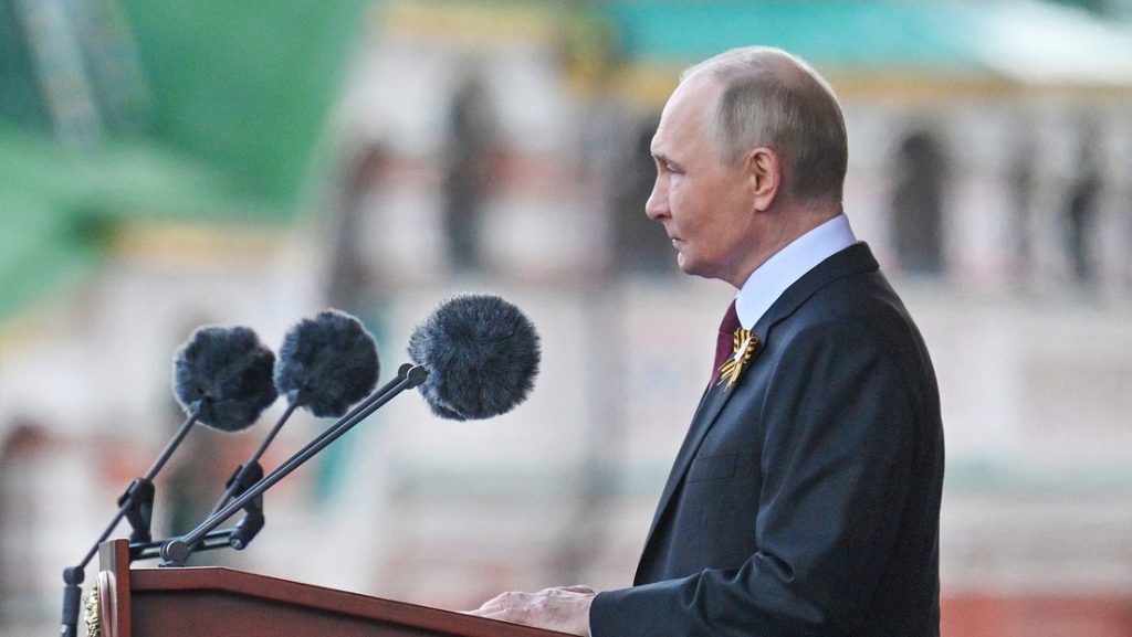 Putin apela a la victoria sovietica de hace 80 anos para continuar su invasion de Ucrania1