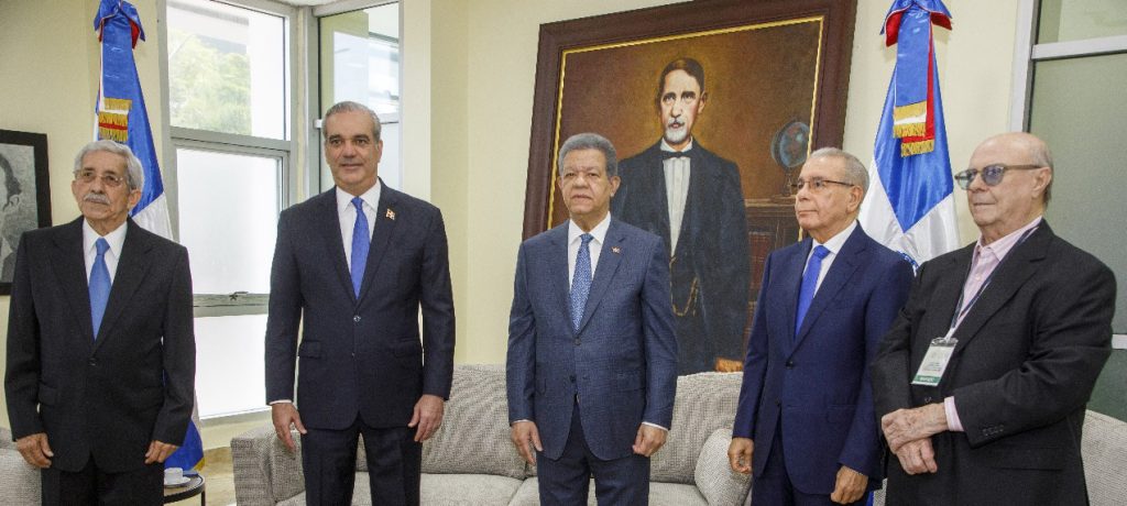 Abinader convoca a un pacto nacional2