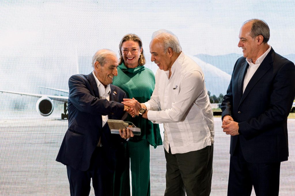Air Europa y Aeropuerto Cibao celebran un ano de conectividad