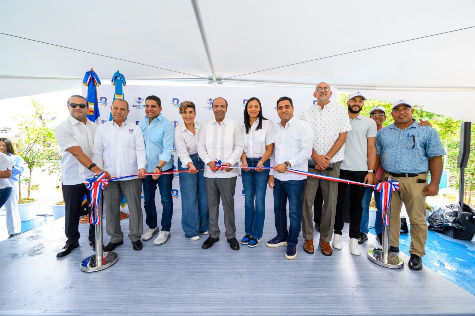 Banreservas transforma la cancha del Ensanche La Paz