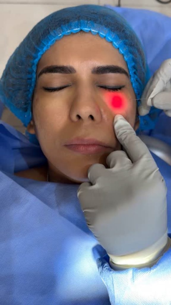 Clinica del Dr. Lee introduce tecnica de Laser Lifting3
