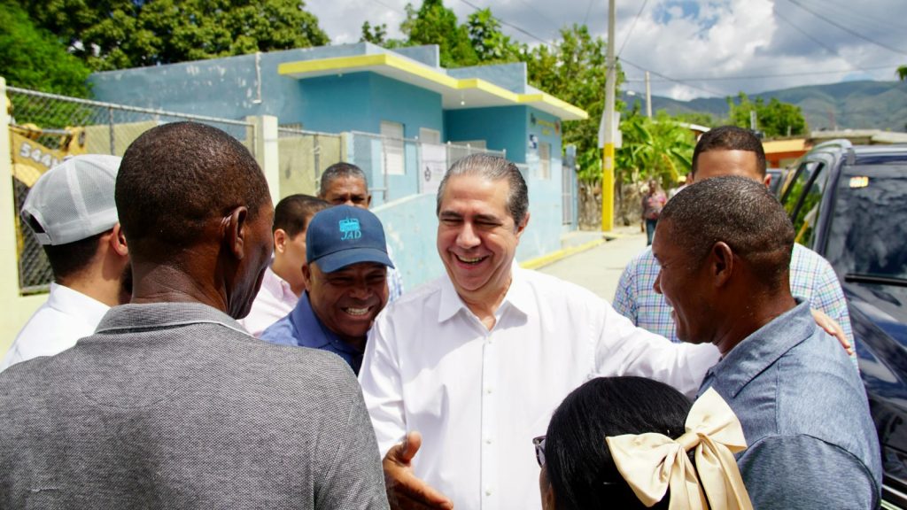 Francisco Javier recorre el alma del pueblo dominicano