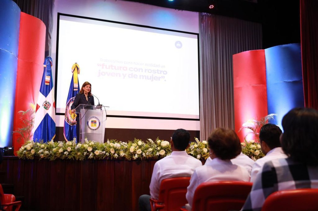 Raquel PenaEl liderazgo de la mujer