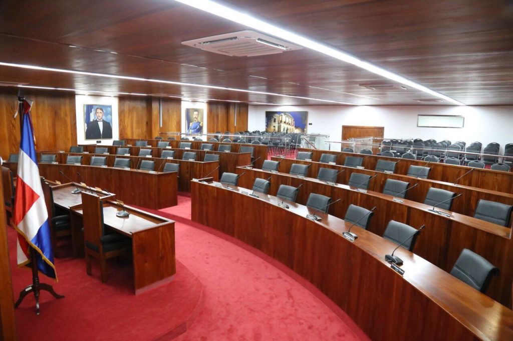legisladores en su Asamblea
