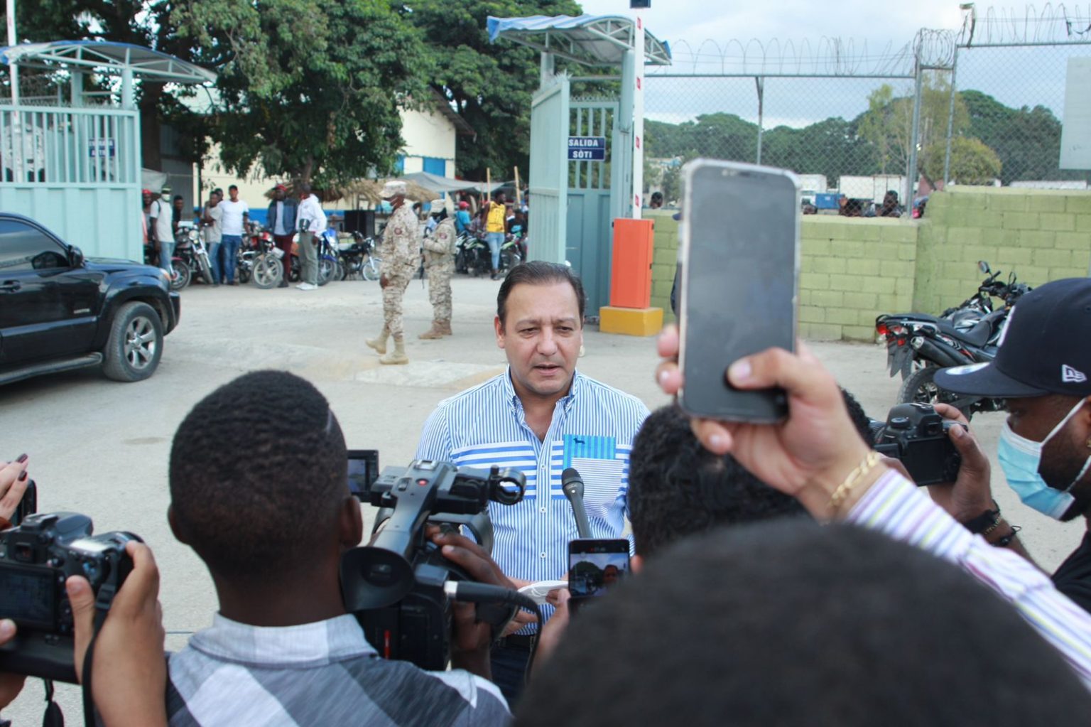 Abel Martinez acusa al Gobierno de abandonar el control