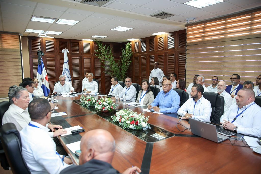 Abinader respalda con inversiones récord el desarrollo hídrico de Santiago Abinader respalda con inversiones record el desarrollo hidrico