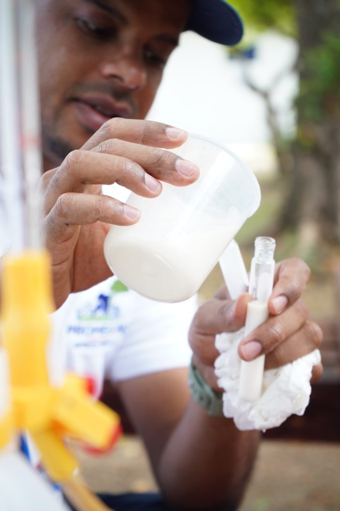 CONALECHE intensifica control de calidad lechera en beneficio de productores y consumidores CONALECHE intensifica control de calidad lechera