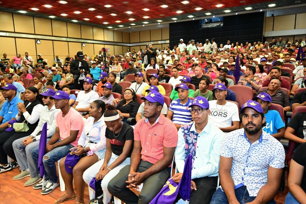 Danilo Medina afirma el PLD1