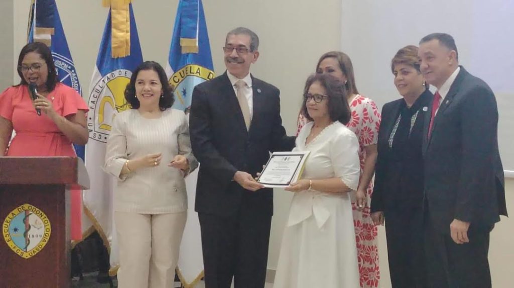 ENTREGA RECONOCIMIENTO