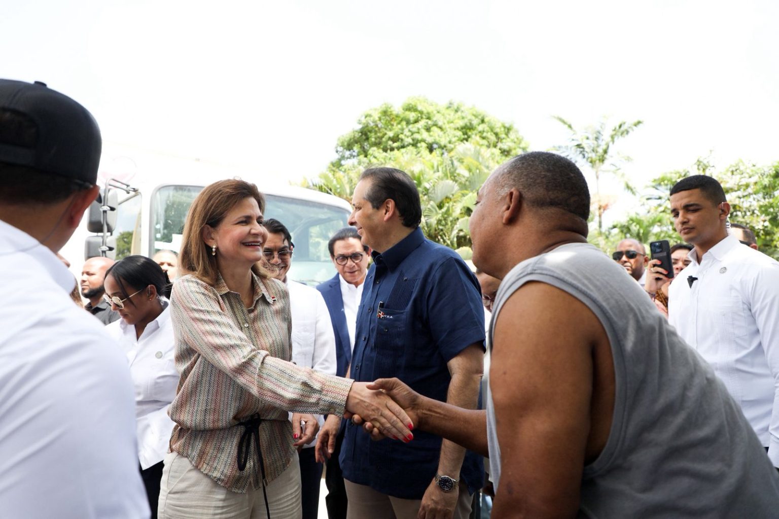 Gobierno celebra 530 anos de Santiago con salud y obras de saneamiento1