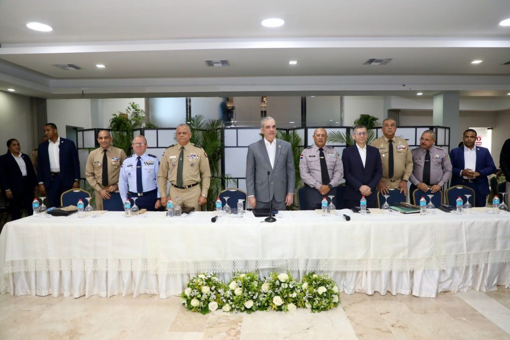 Gobierno refuerza estrategia nacional de seguridad1