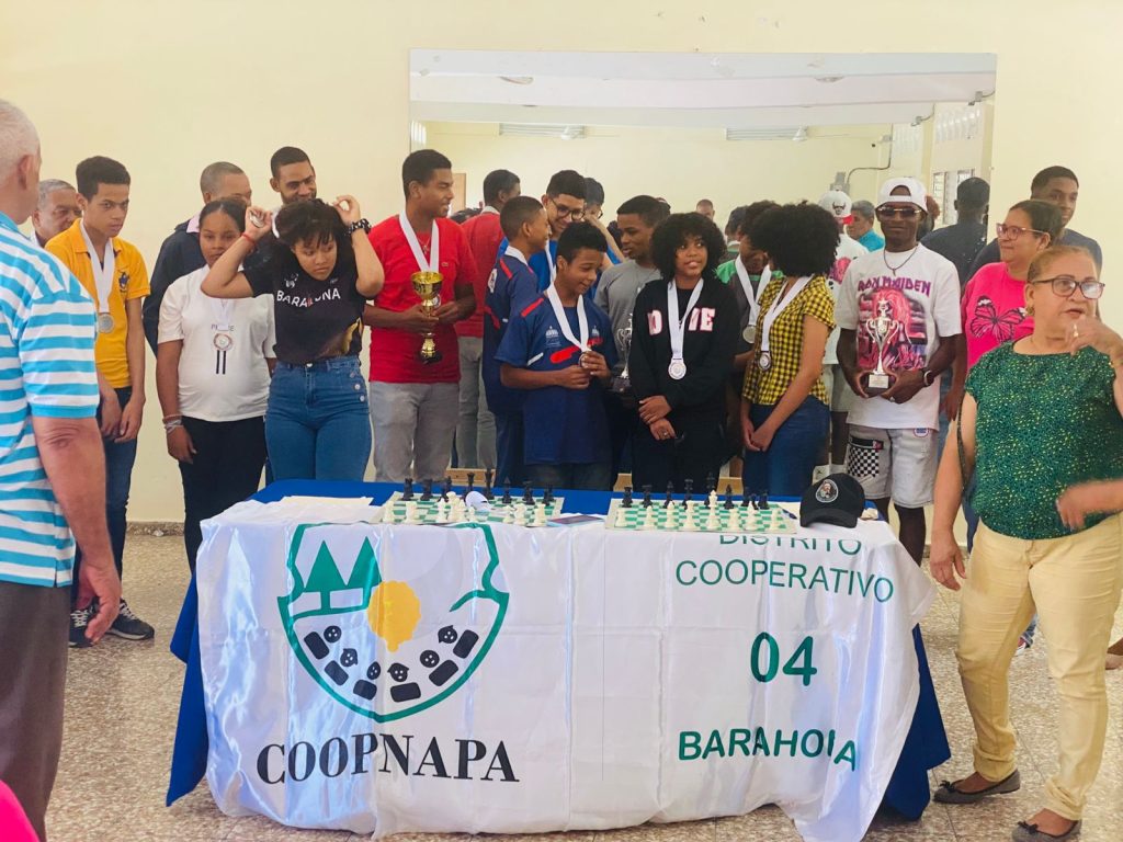 Vista general de la premiación y Celebración de la Asociación de Ajedrez de Barahona.
