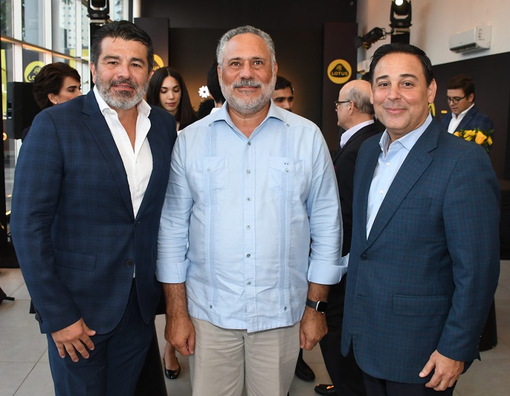 Juan Carlos Duque Franky Cruz y Opinio Alvarez Bisono