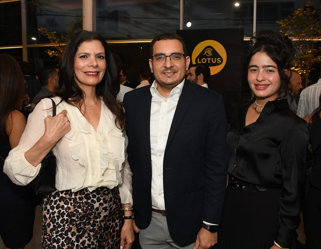 Laura Longo Ricardo Schiffino y Maria Caballos