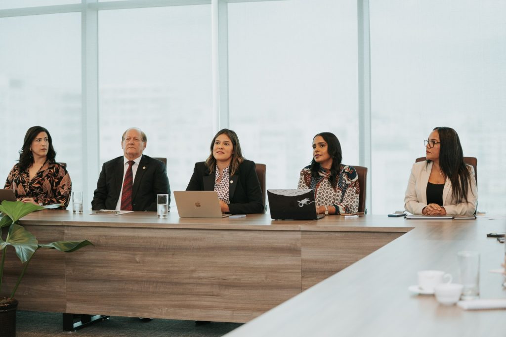 Lidia Urena Manuel Gonzalez Junil Fermin Pamela Castillo y Susana Flete Izq. a Der