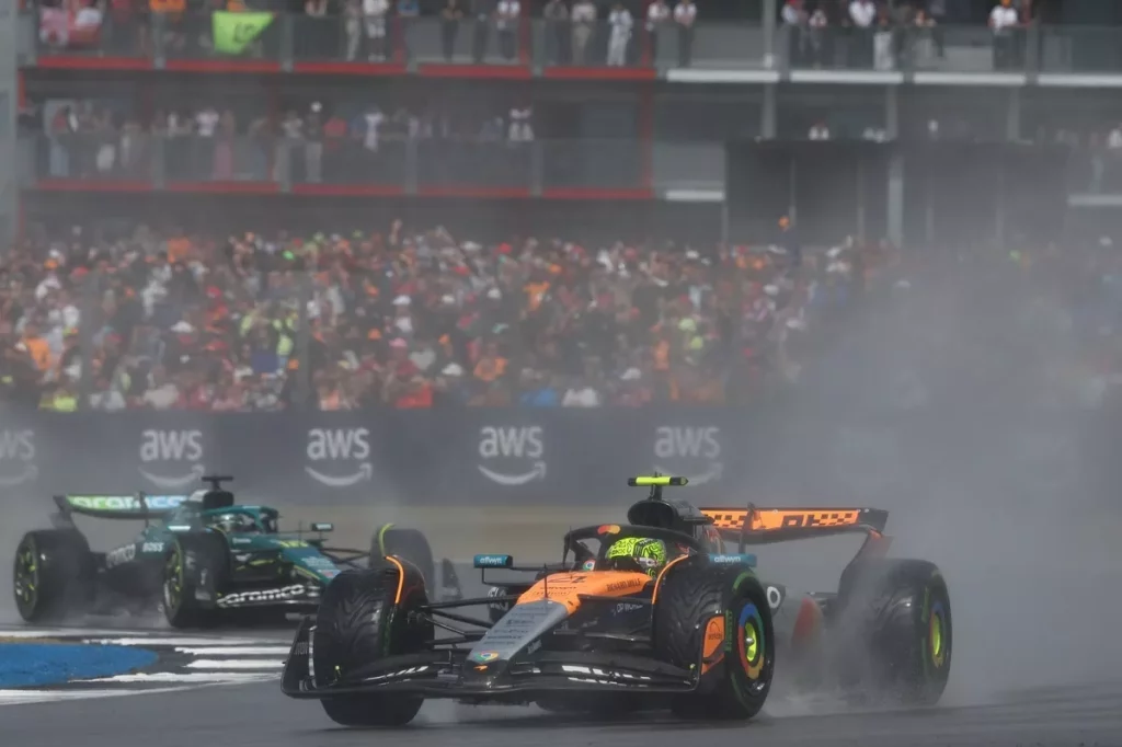 Norris gana con polemica a Piastri eljacaguero
