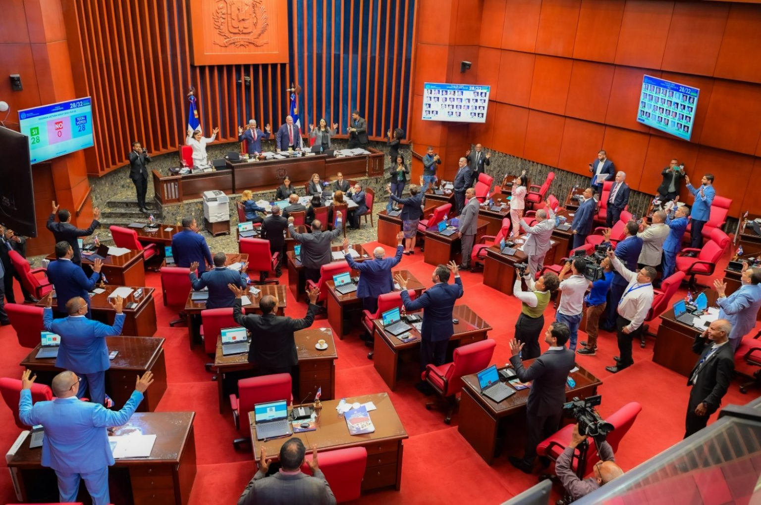Senado aprueba Codigo Penal sin causales y lo remite a la Camara de Diputados