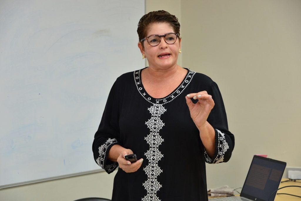 Sheila Baez primera doctora en Ciencias Sociales del INTEC