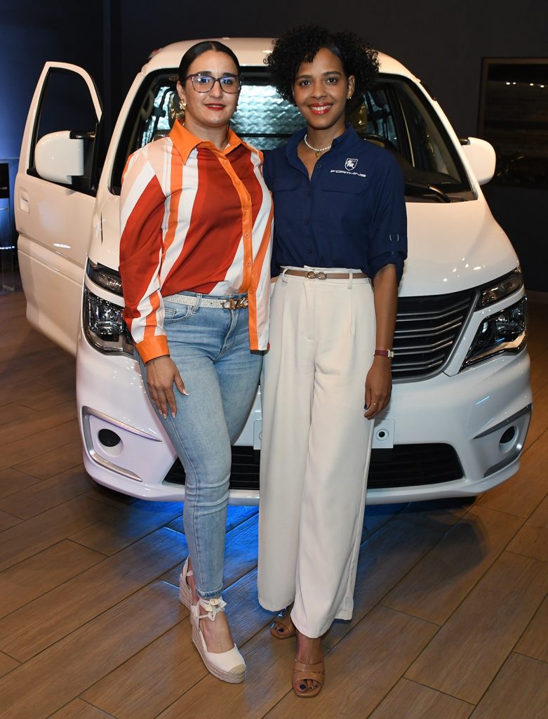 Yuleidi Dume y Cinthia Matias