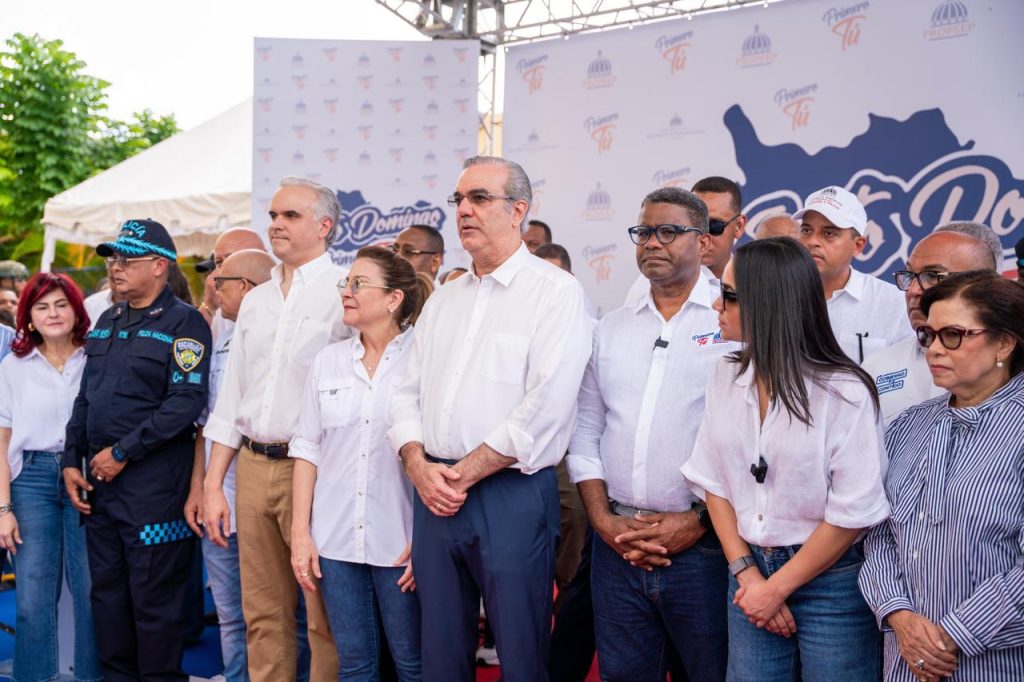 Abinader impulsa modelo de asistencia social sin clientelismo politico