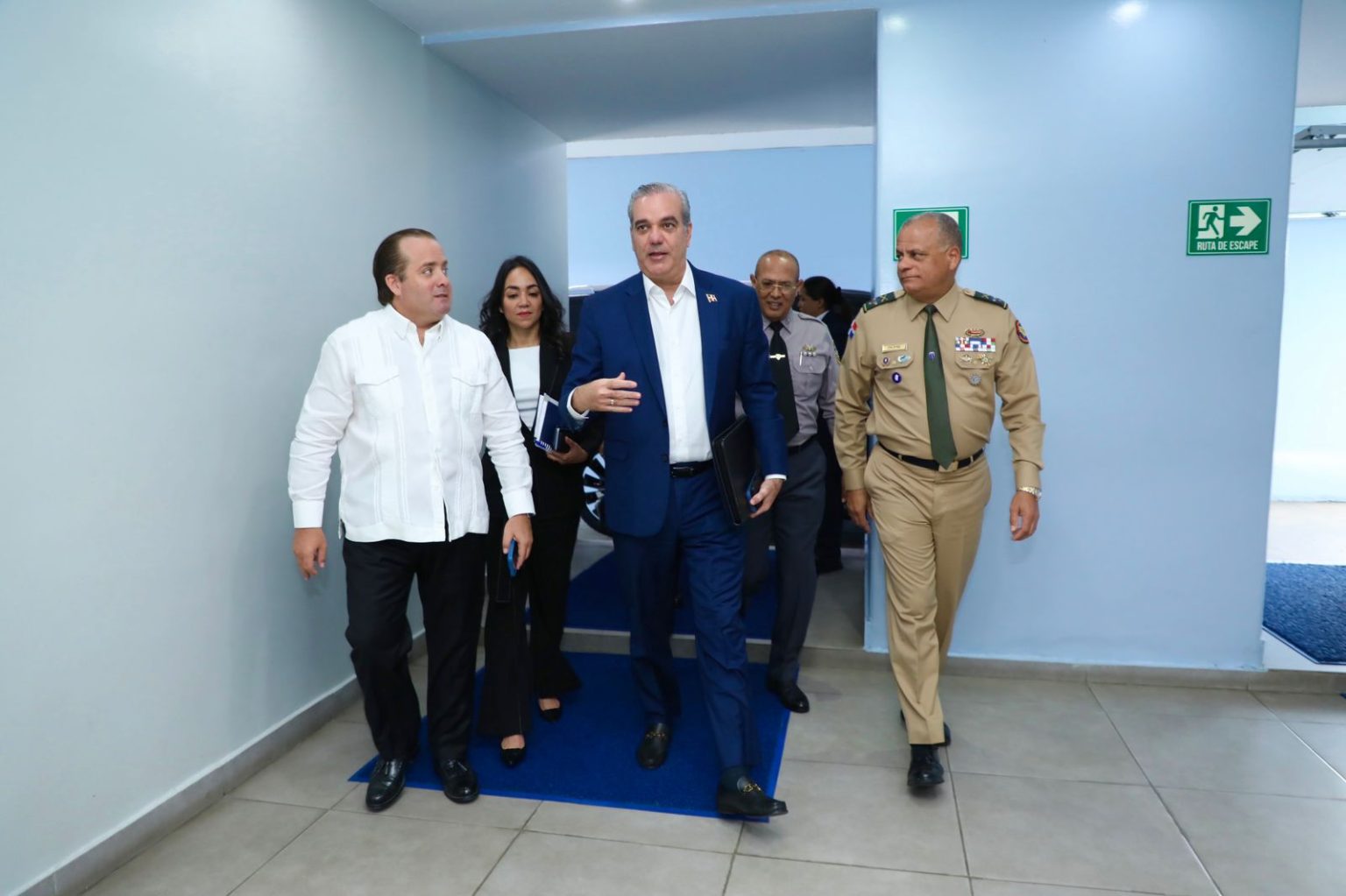 Abinader lidera encuentro para reforzar el Plan de Seguridad RD