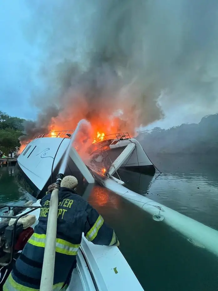 Barco de Fernando Capellan