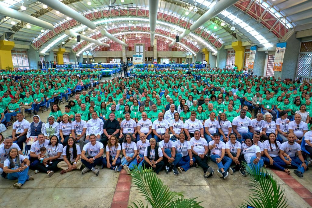 Más de 600 familias reafirman la fe en el II Congreso Internacional de Matrimonio y Familia Congreso Internacional Matrimonio y Familia