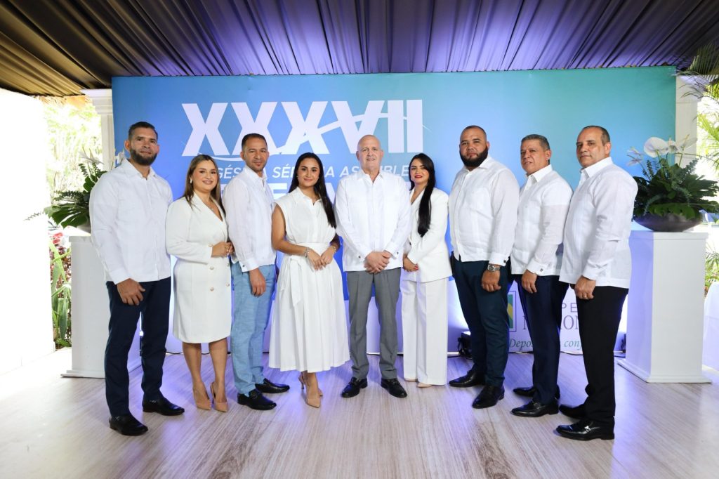 Cooperativa Mamoncito reafirma crecimiento y compromiso social en su 37ª Asamblea General Cooperativa Mamoncito reafirma crecimiento y compromiso social1