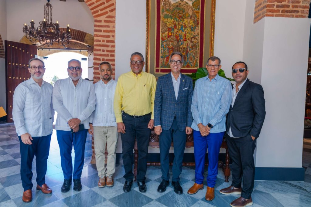 Esteban Martinez Murga Anthony Marte Jose Alfredo Espinal Bartolo Garcia Jose Marmol Nelson Peralta Norberto Rubio